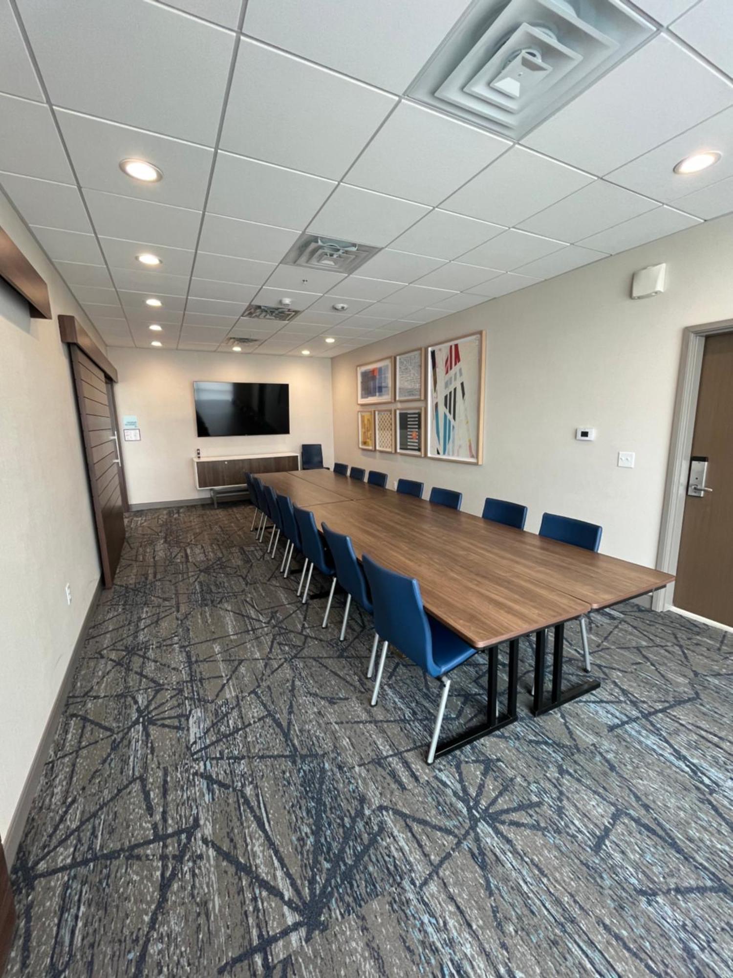 Holiday Inn Express & Suites Oscoda By Ihg Exterior foto